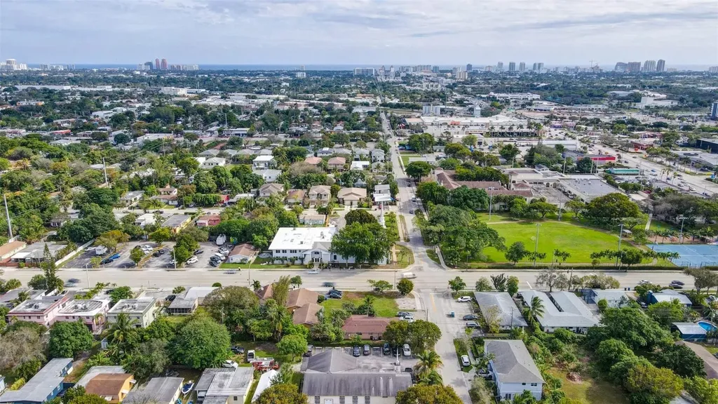 25 NW 11th Street Fort Lauderdale FL 33311