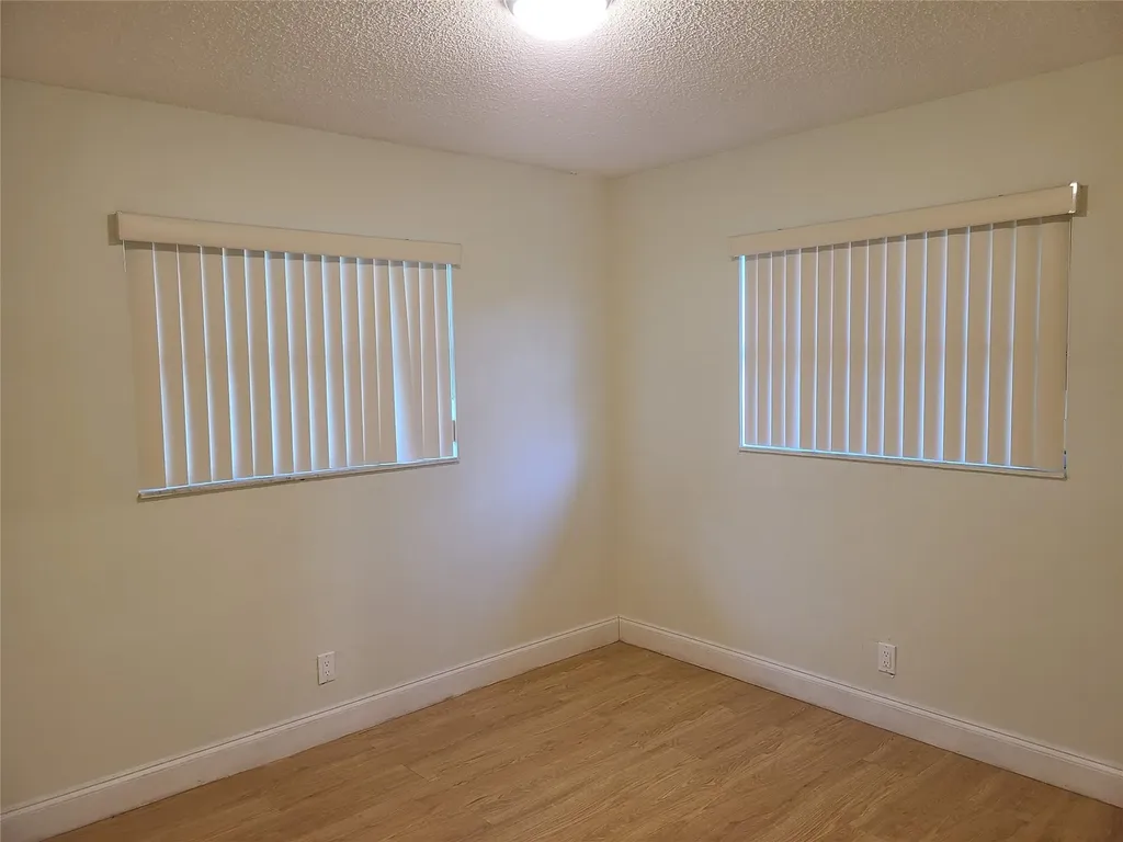 25 NW 11th Street Fort Lauderdale FL 33311