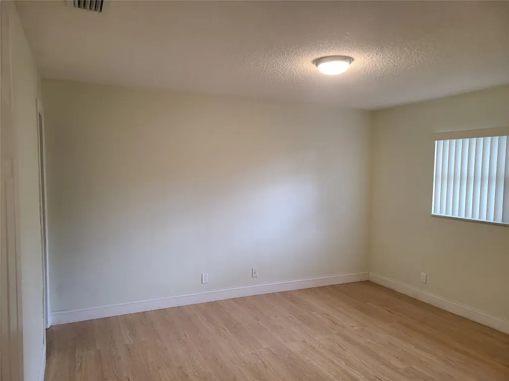 25 NW 11th Street Fort Lauderdale FL 33311