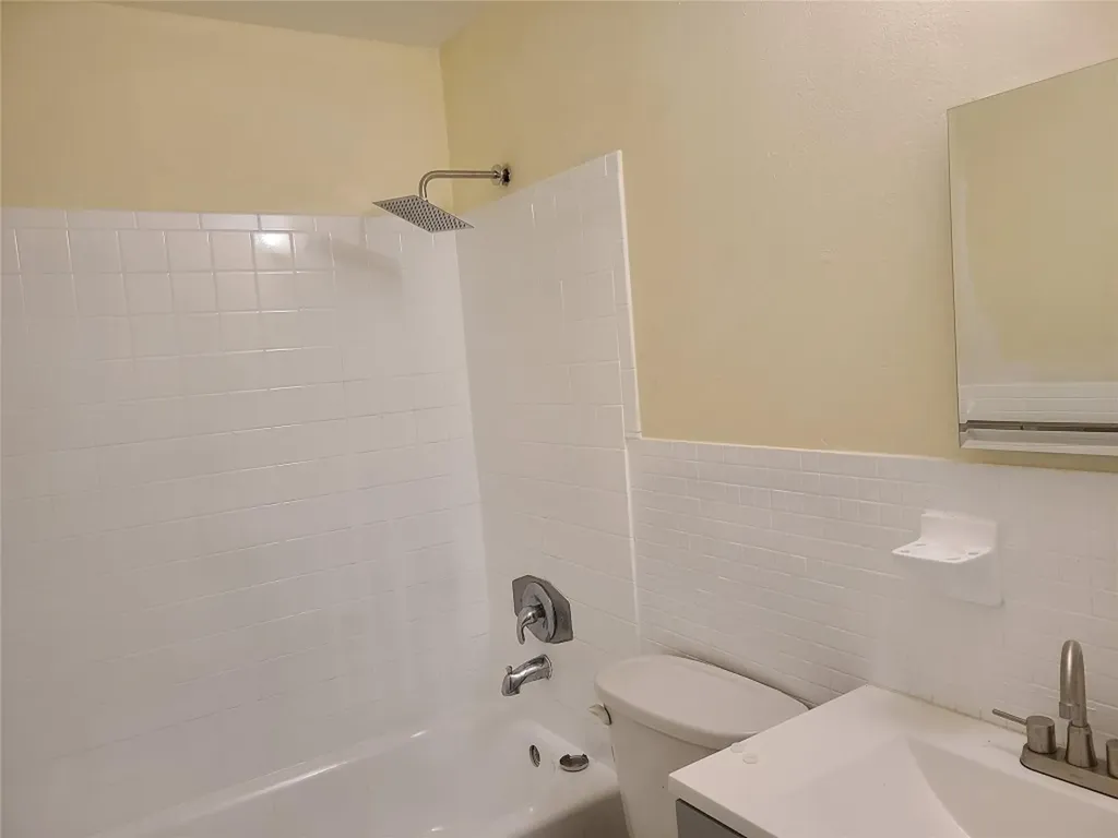 25 NW 11th Street Fort Lauderdale FL 33311
