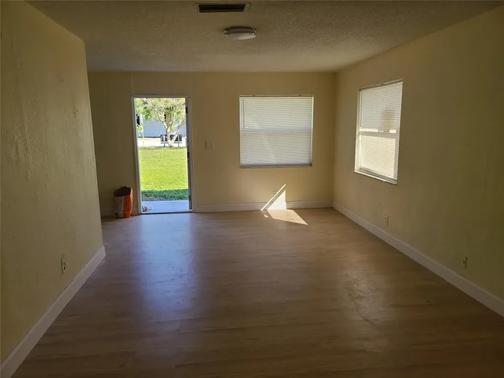 25 NW 11th Street Fort Lauderdale FL 33311