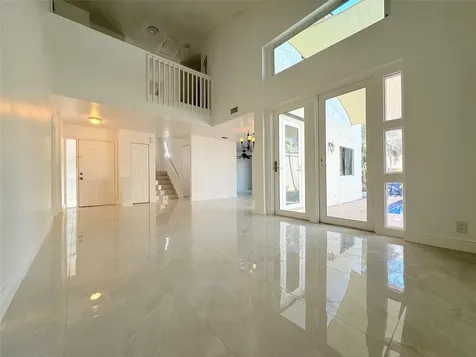 10661 NW 17th Place Plantation FL 33322