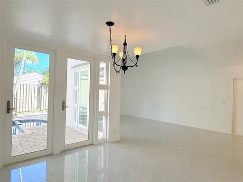 10661 NW 17th Place Plantation FL 33322