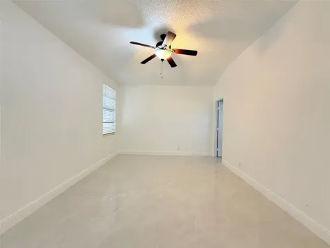 10661 NW 17th Place Plantation FL 33322