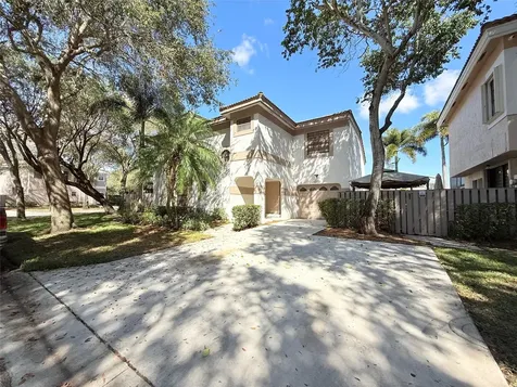 10661 NW 17th Place Plantation FL 33322