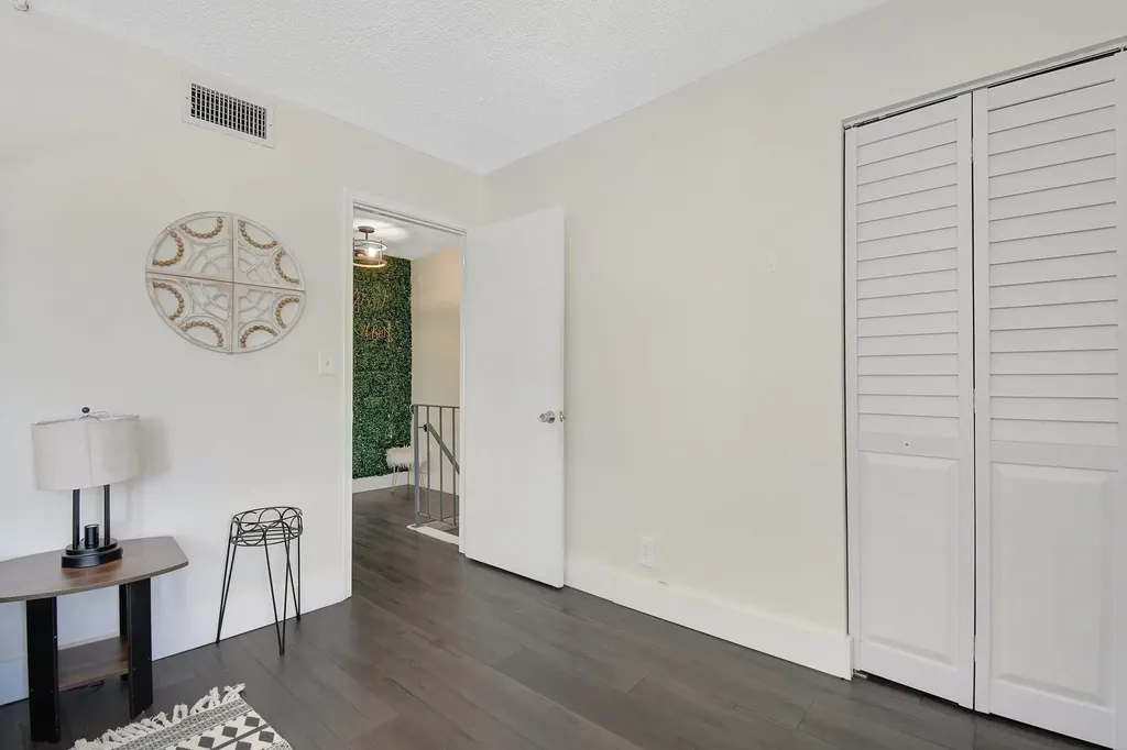 3708 SW 59th Terrace Davie FL 33314