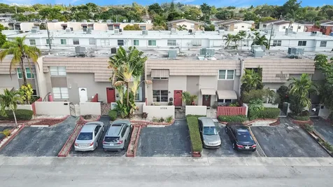 3708 SW 59th Terrace Davie FL 33314
