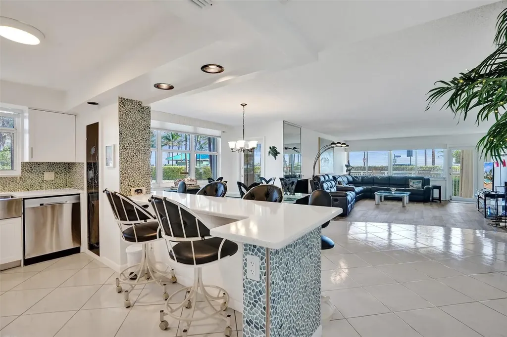 328 N Ocean Boulevard Pompano Beach FL 33062