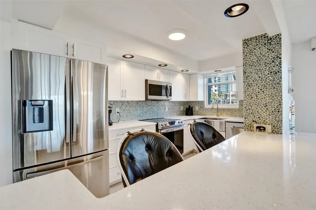 328 N Ocean Boulevard Pompano Beach FL 33062