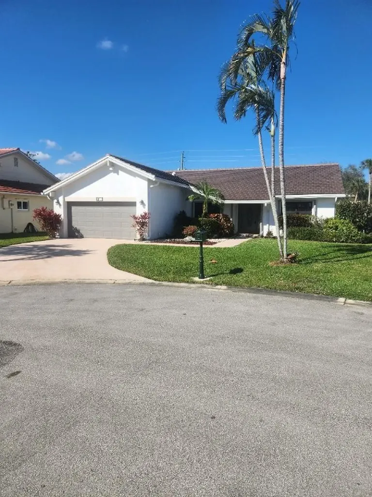 6263 Petaluma Drive Boca Raton FL 33433