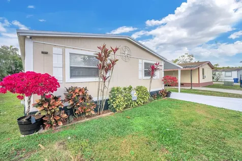 5520 NW 203rd Miami Gardens FL 33055
