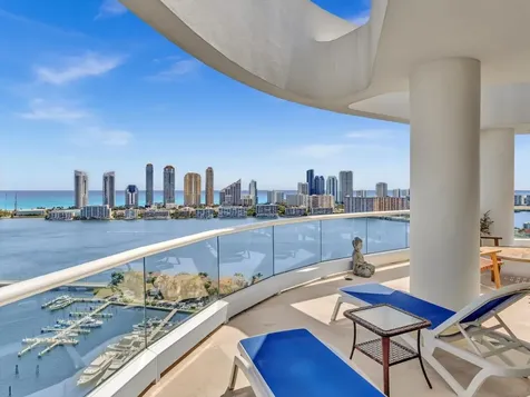 7000 Island Boulevard Aventura FL 33160