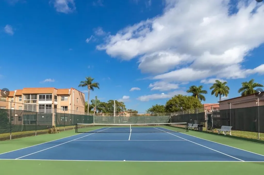9460 Sunrise Lake Boulevard Sunrise FL 33322