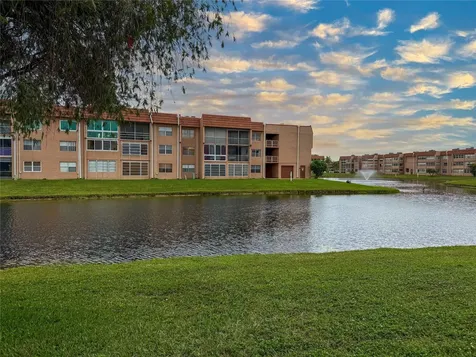 9460 Sunrise Lake Boulevard Sunrise FL 33322