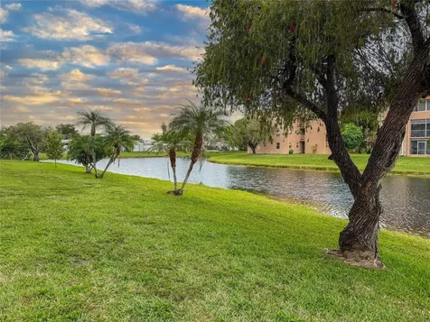 9460 Sunrise Lake Boulevard Sunrise FL 33322