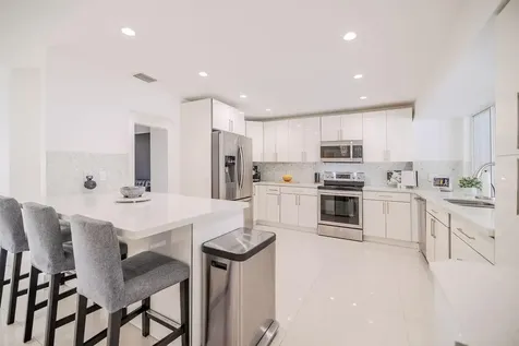 8551 Gatehouse Road Plantation FL 33324