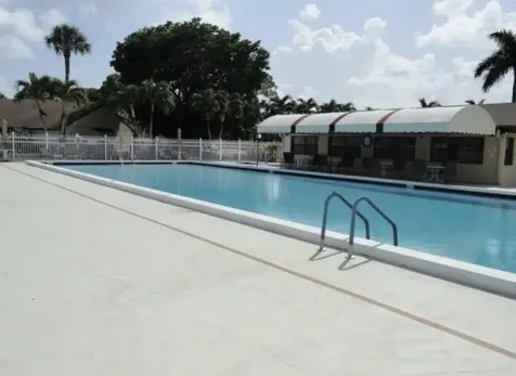 814 Sky Pine Way Greenacres FL 33415