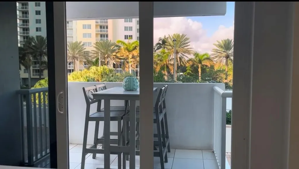 Pompano Beach FL 33062