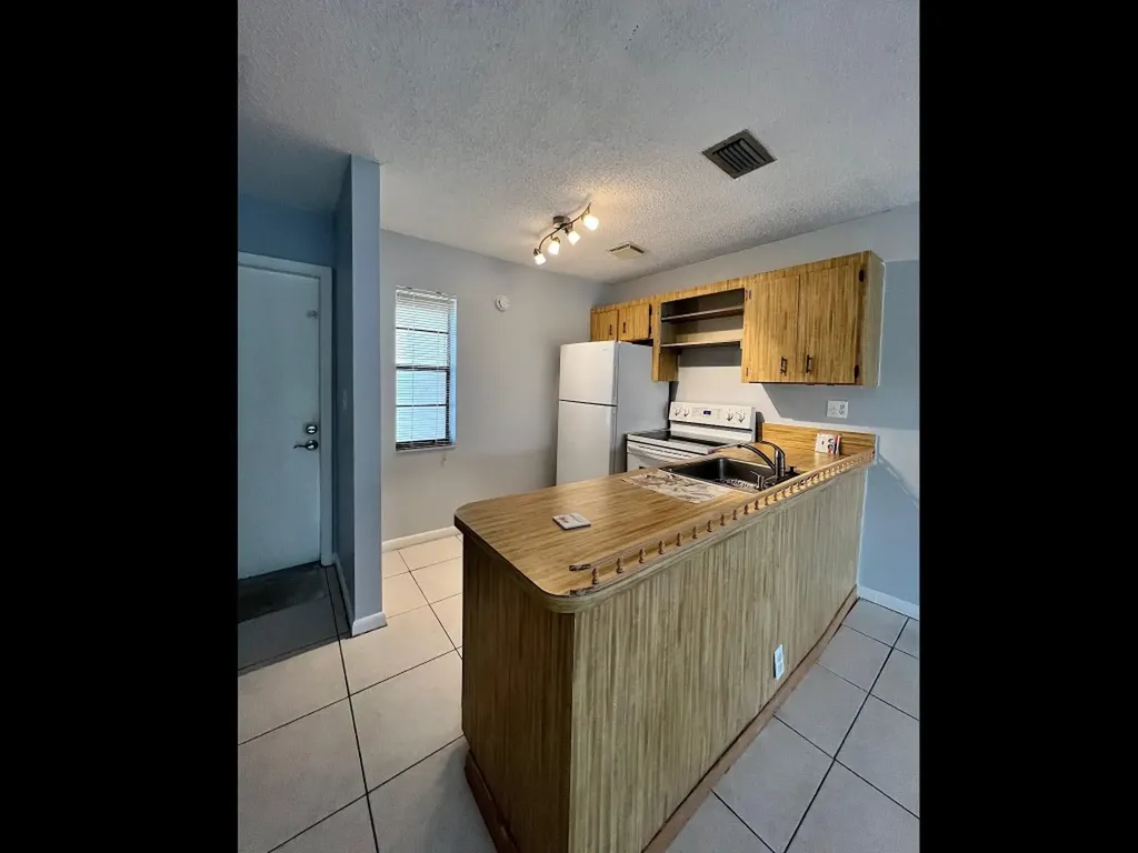 10355 NW 35th Street Coral Springs FL 33065