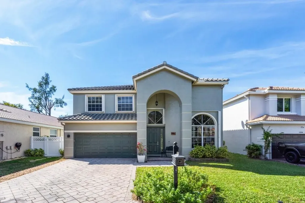 1196 NW 117th Avenue Coral Springs FL 33071