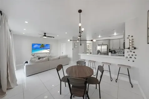3220 NW 32nd Terrace Oakland Park FL 33309