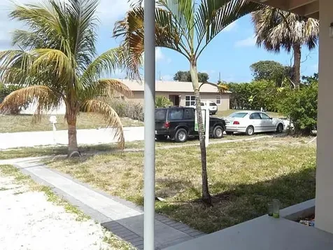 1330 NE 40th Court Pompano Beach FL 33064