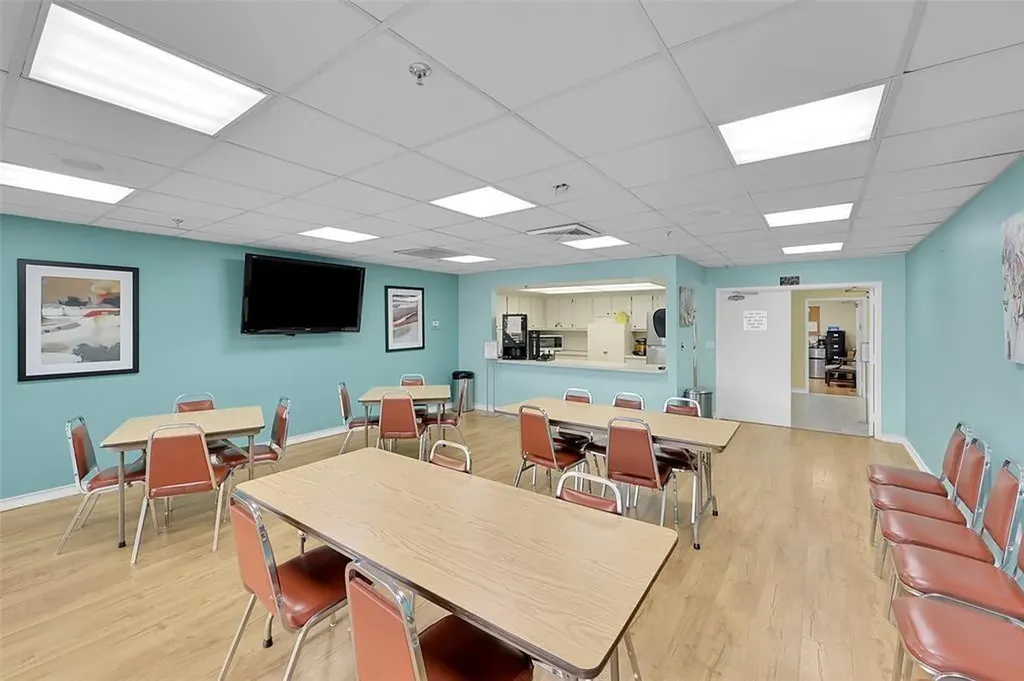 10123 Sunrise Lakes Boulevard Sunrise FL 33322