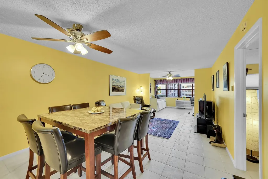 10123 Sunrise Lakes Boulevard Sunrise FL 33322