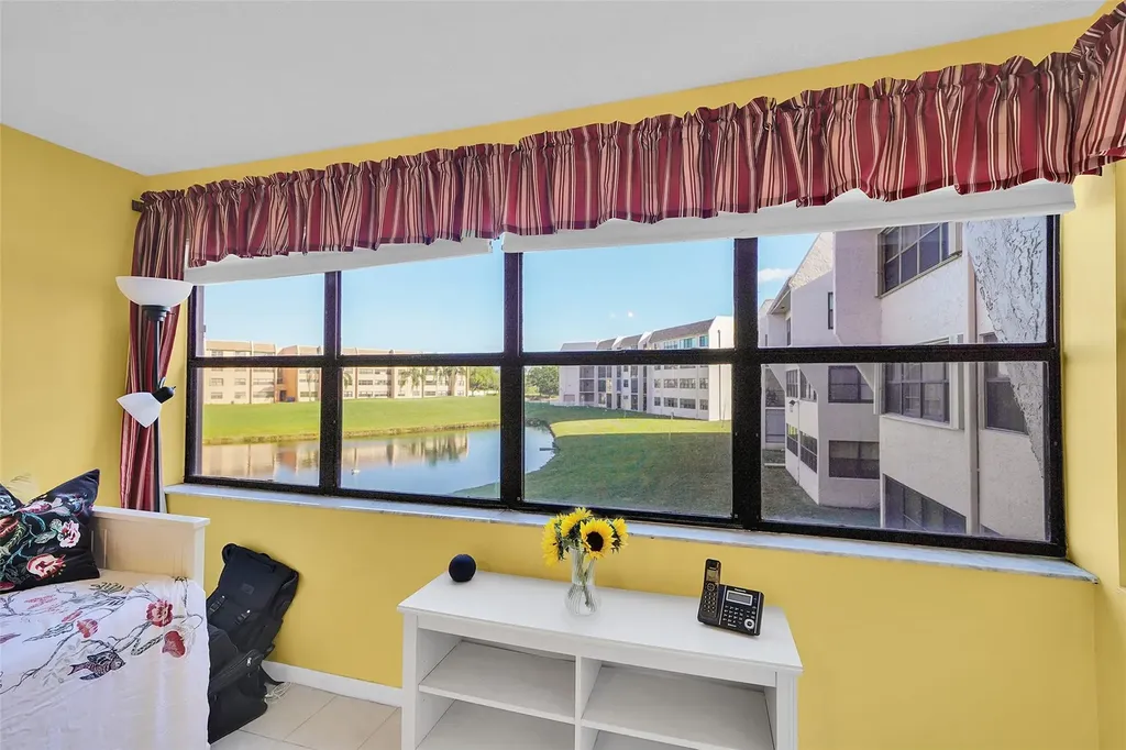 10123 Sunrise Lakes Boulevard Sunrise FL 33322