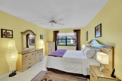 10123 Sunrise Lakes Boulevard Sunrise FL 33322
