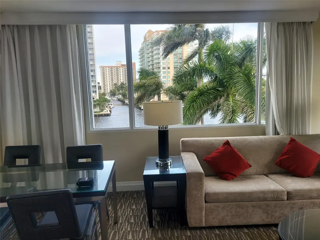 2670 E Sunrise Boulevard Fort Lauderdale FL 33304