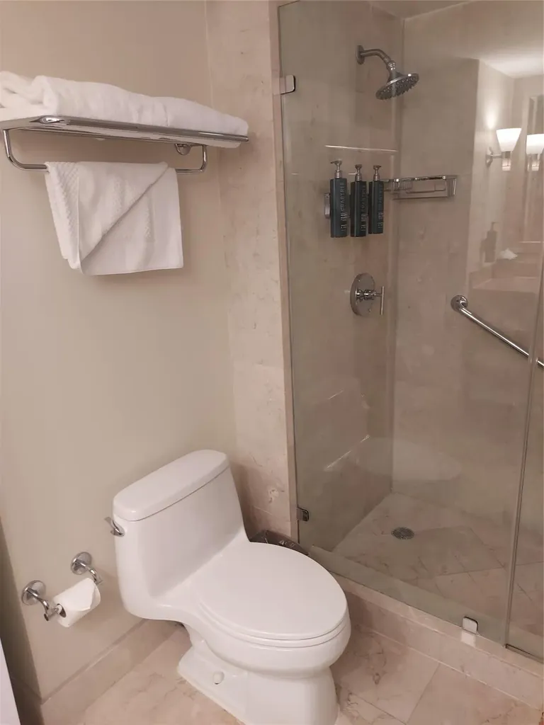 2670 E Sunrise Boulevard Fort Lauderdale FL 33304