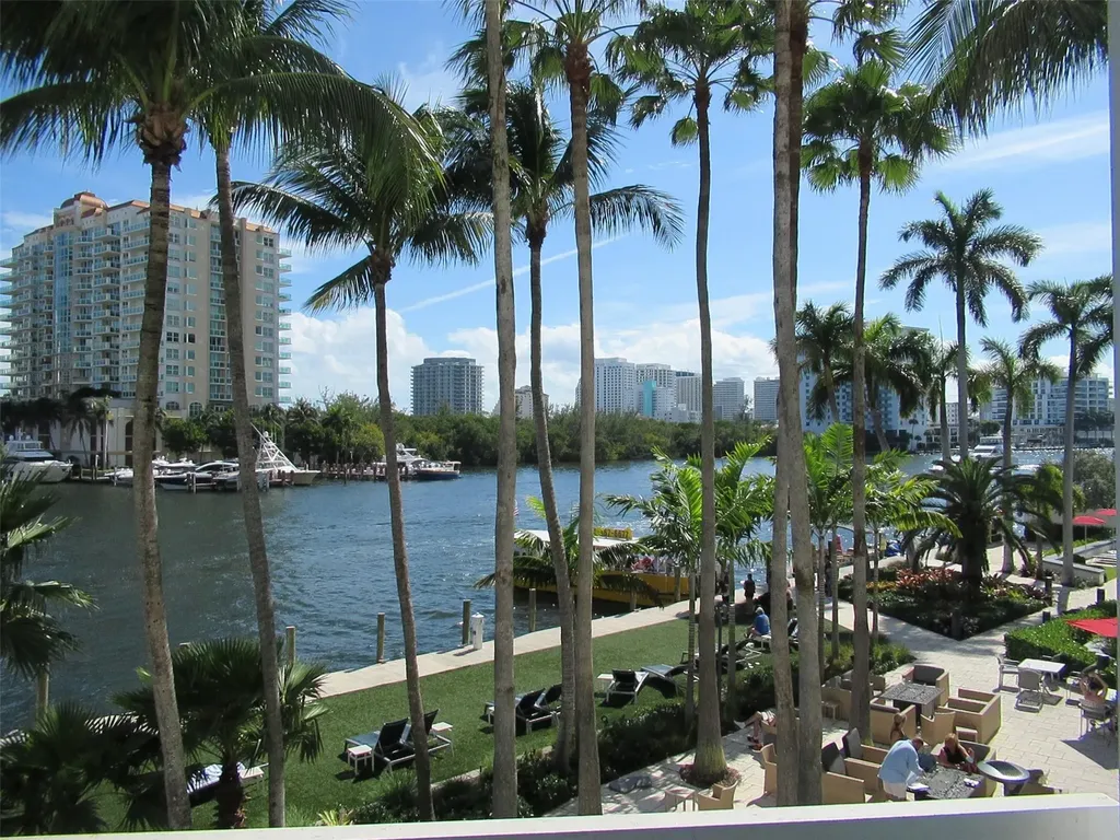 2670 E Sunrise Boulevard Fort Lauderdale FL 33304