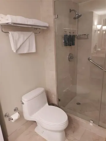 2670 E Sunrise Boulevard Fort Lauderdale FL 33304