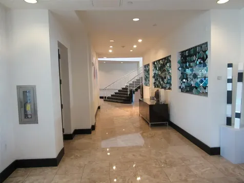 2670 E Sunrise Boulevard Fort Lauderdale FL 33304