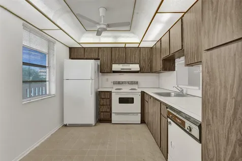 131 SE 3rd Avenue Dania Beach FL 33004