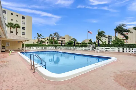 131 SE 3rd Avenue Dania Beach FL 33004