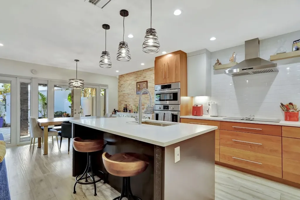 7 Hathaway Lane Wilton Manors FL 33305