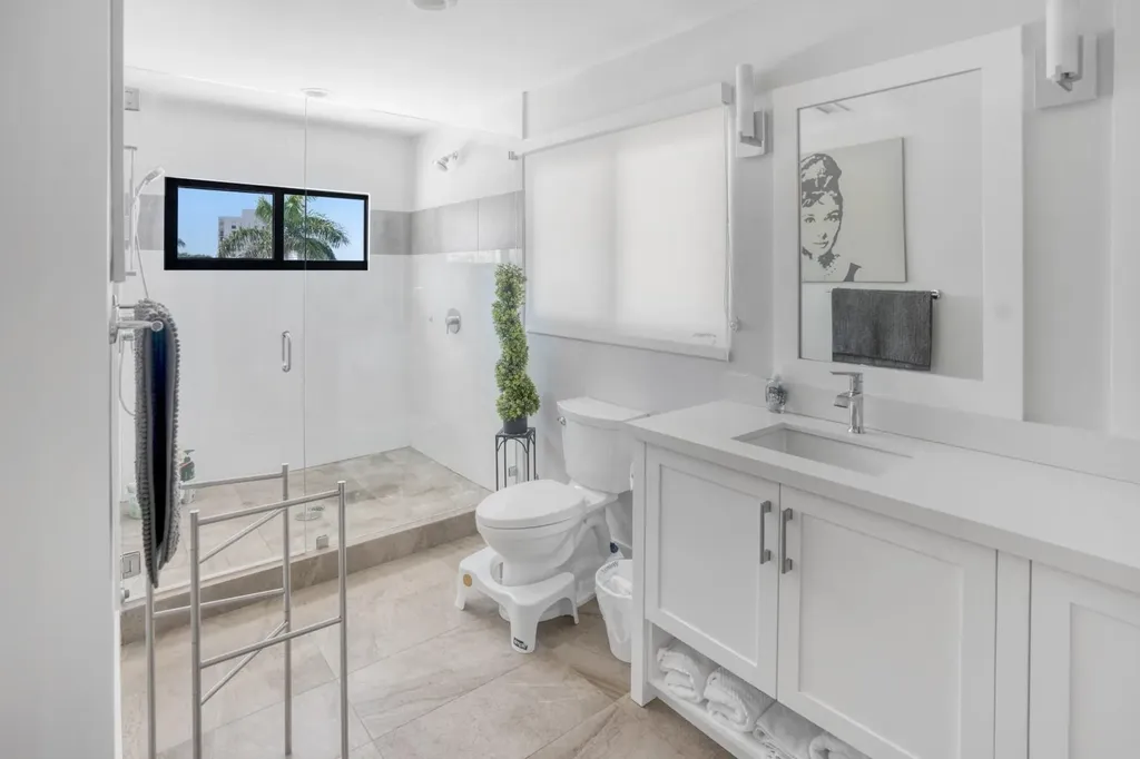 1121 Bel Air Drive Highland Beach FL 33487