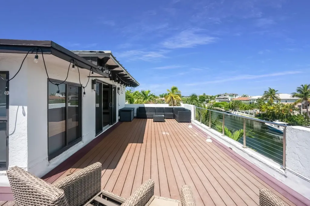1121 Bel Air Drive Highland Beach FL 33487