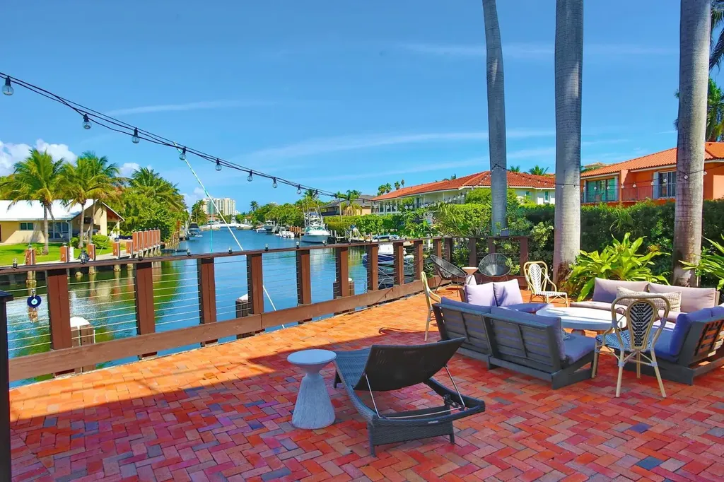 1121 Bel Air Drive Highland Beach FL 33487