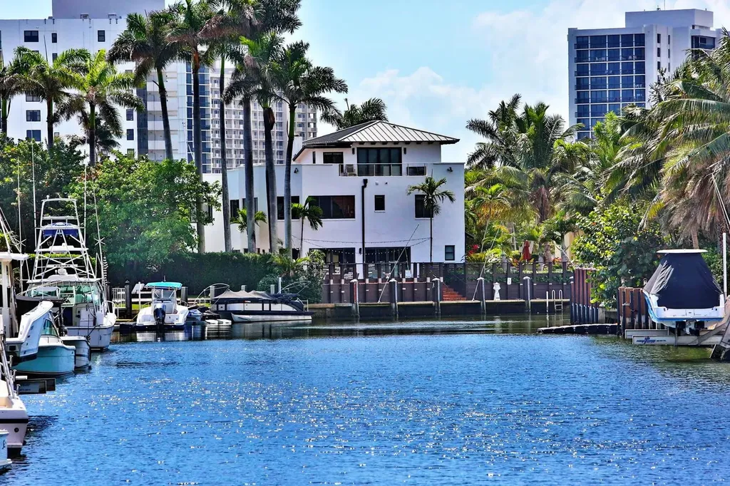 1121 Bel Air Drive Highland Beach FL 33487