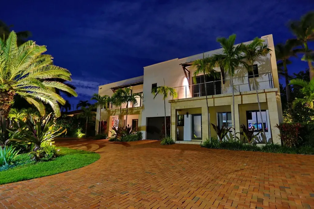 1121 Bel Air Drive Highland Beach FL 33487
