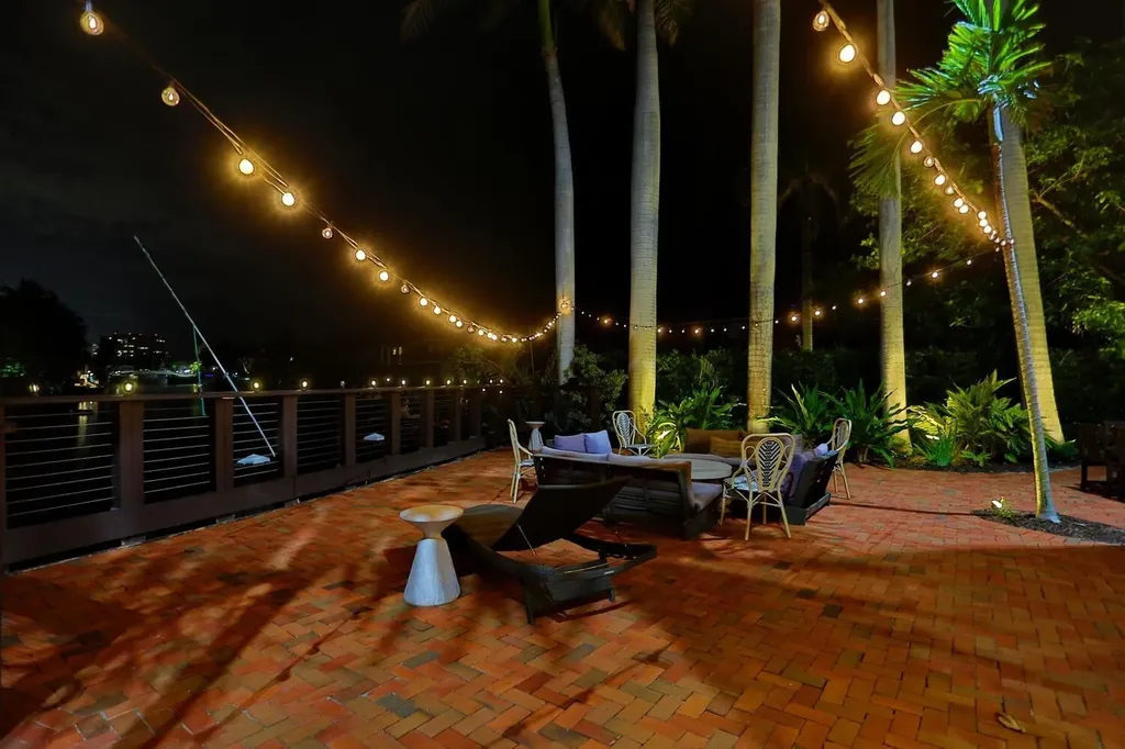 1121 Bel Air Drive Highland Beach FL 33487