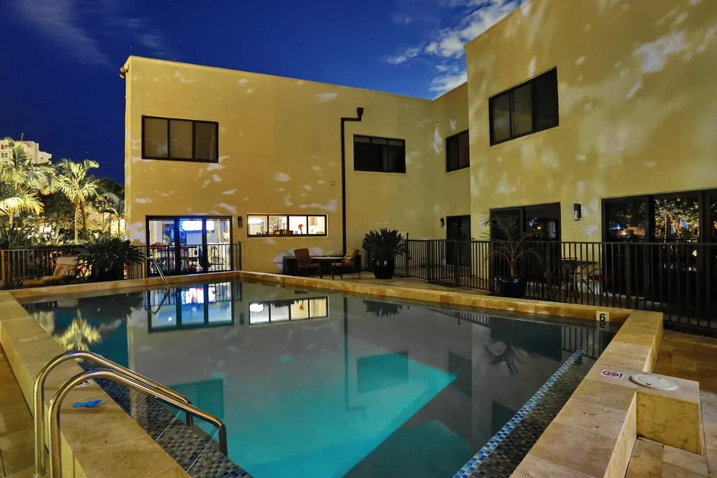 1121 Bel Air Drive Highland Beach FL 33487