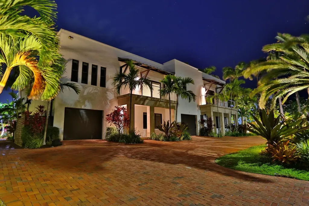 1121 Bel Air Drive Highland Beach FL 33487