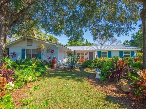 1106 21st Court Vero Beach FL 32960