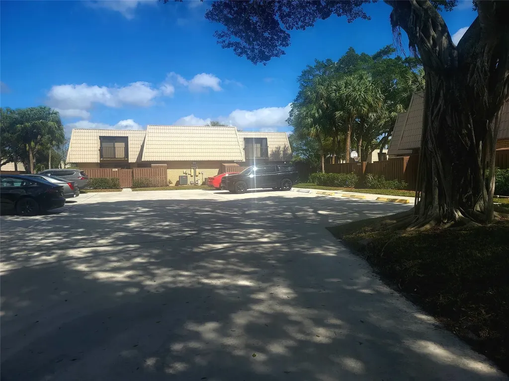 5321 53rd Way West Palm Beach FL 33409