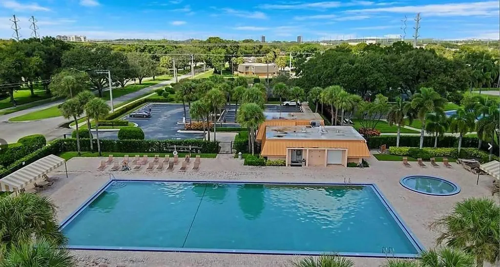 5321 53rd Way West Palm Beach FL 33409
