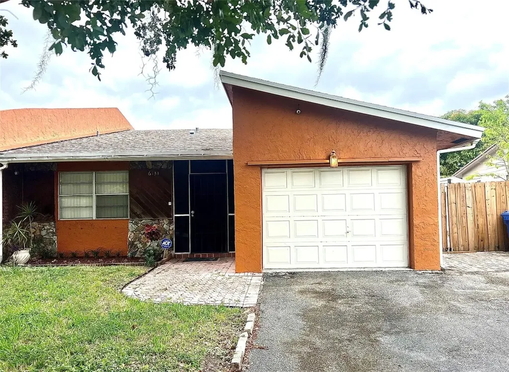 6131 SW 4th Street Margate FL 33068